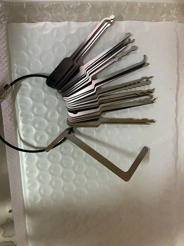 Door wrench - 1,